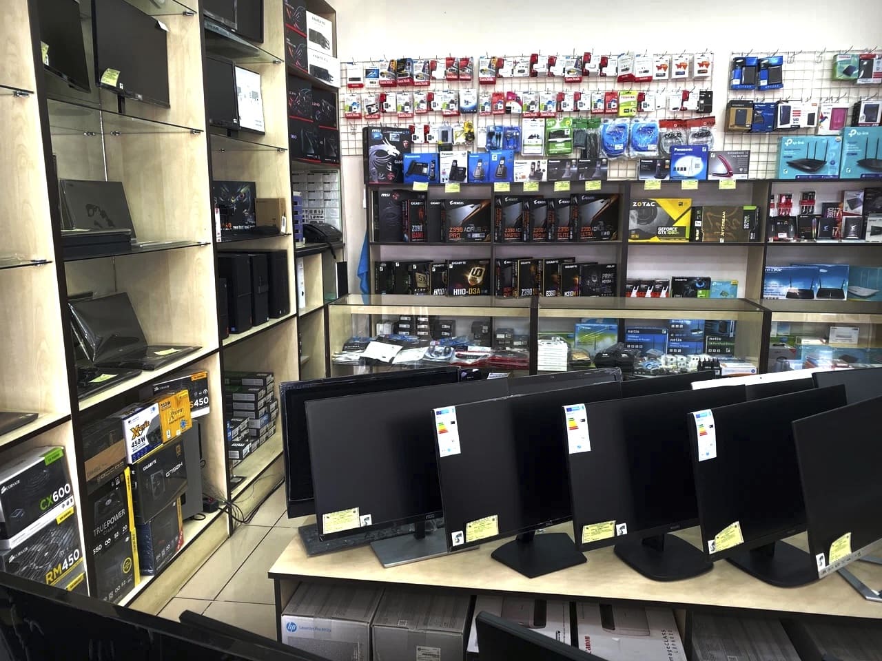 Fourniture d’équipements informatiques à Abidjan
